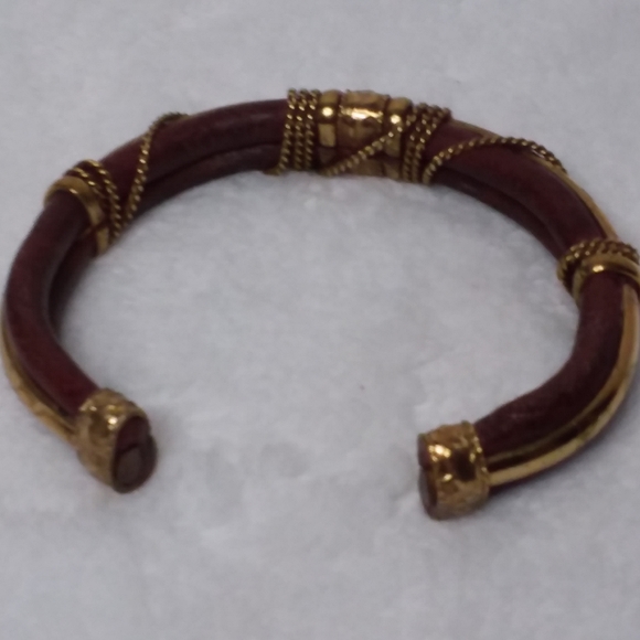 Vintage Bracelet Leather Wire Wrap - Picture 2 of 4
